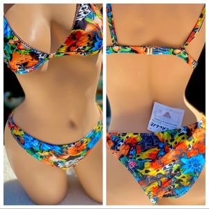 M/L NWT Jungle 🌺 🌴 🦋 Beaded Triangle Bikini